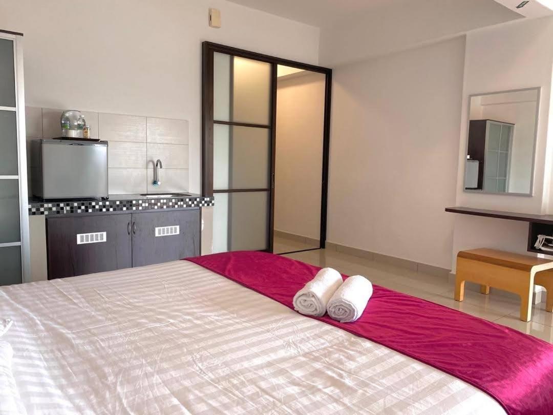 Marina Heights Hotel Residences Lumut Zewnętrze zdjęcie