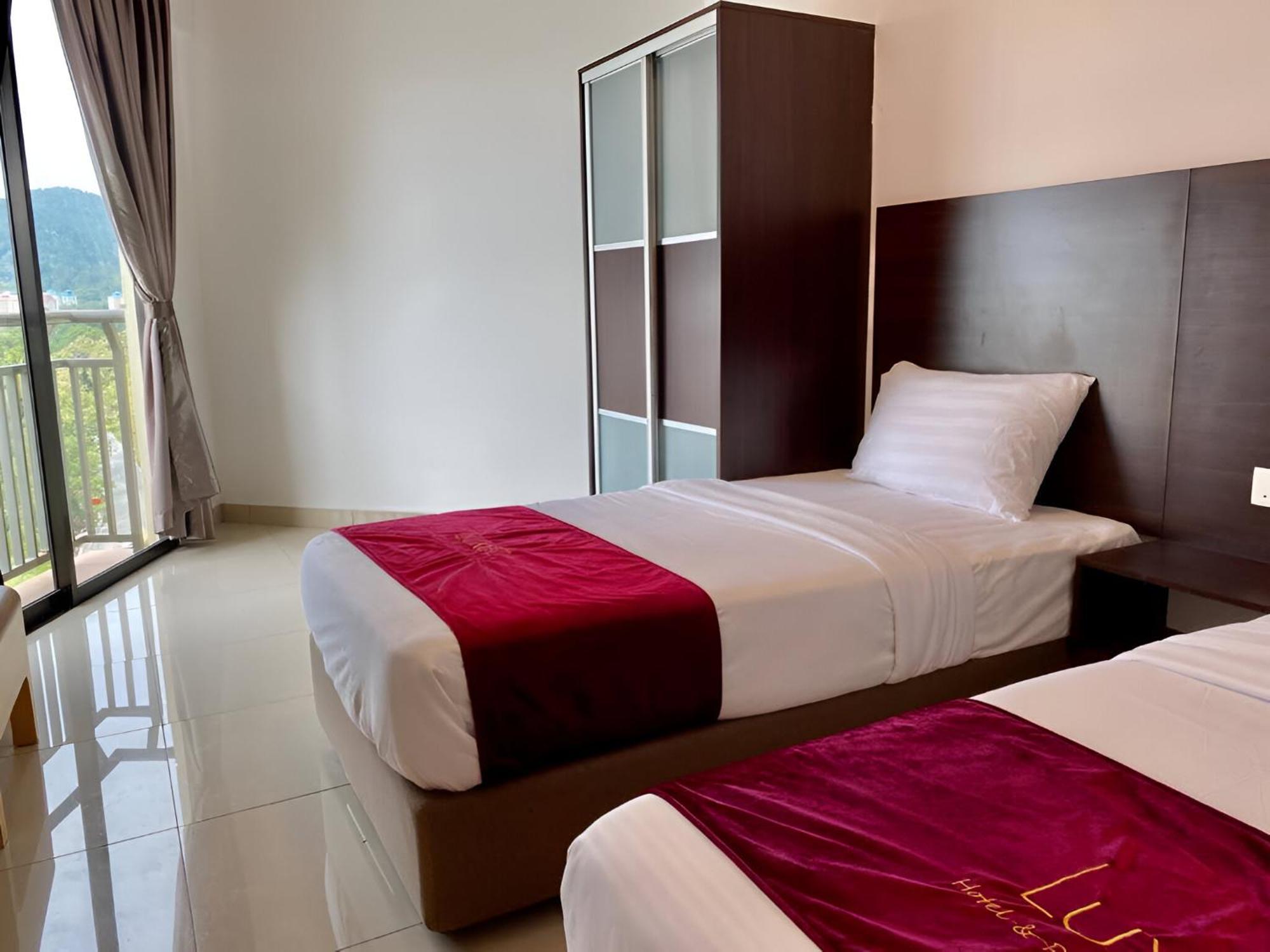 Marina Heights Hotel Residences Lumut Zewnętrze zdjęcie